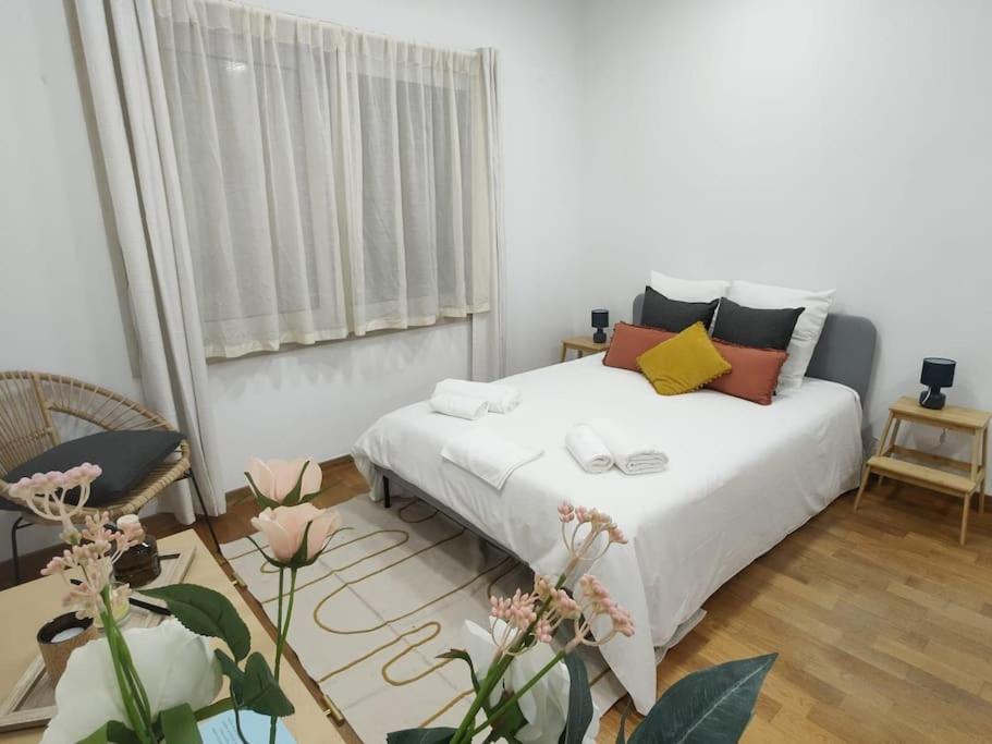 Sweet Little Orange Apartment Lisbon Exterior photo